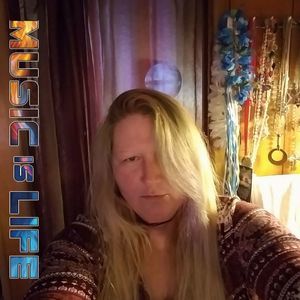 Meet your Posher, Christy